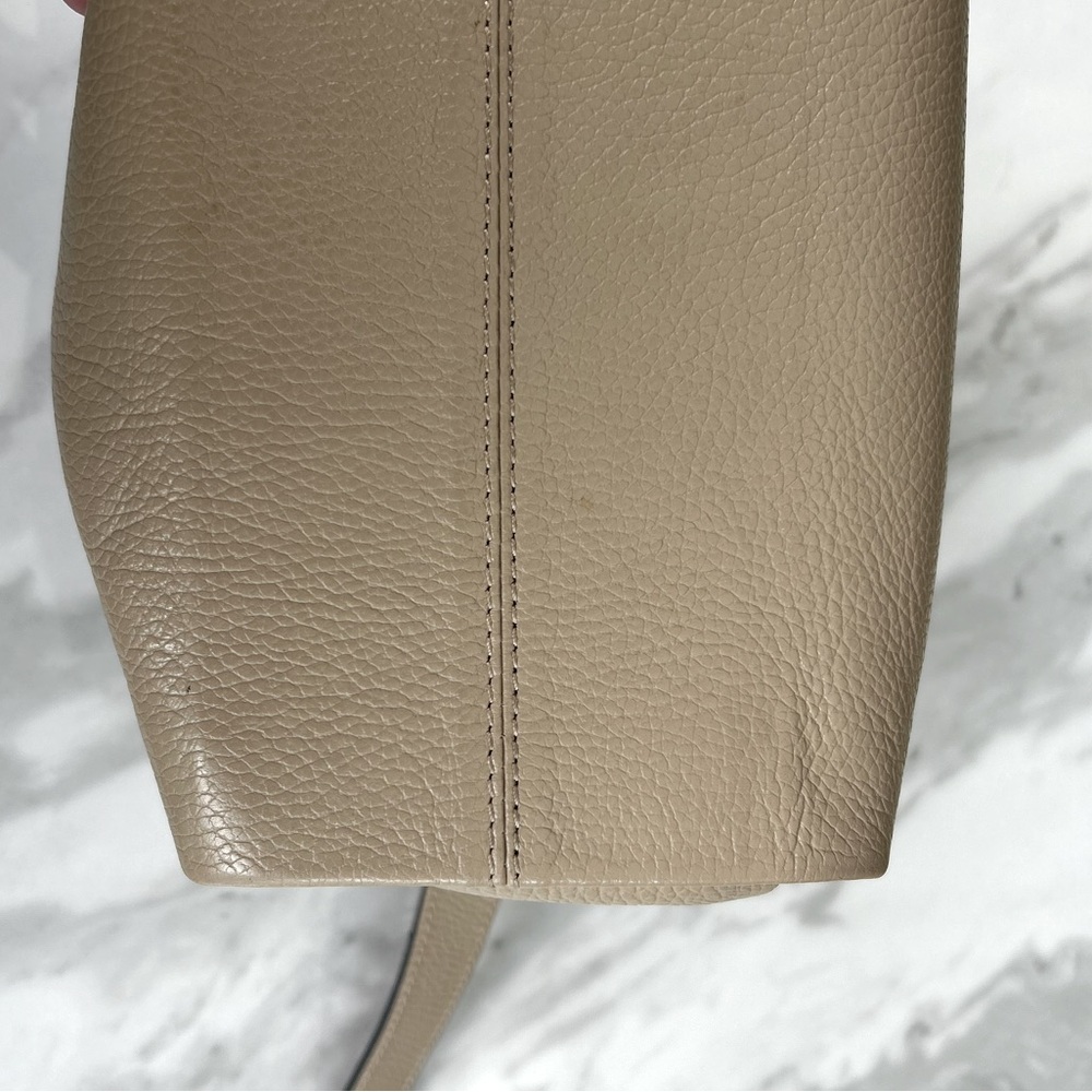 Italian Leather Shoulder Bag - Picture 16 of 16